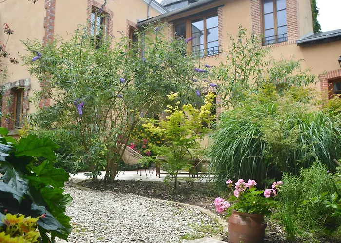 Gite De Charme En Sologne, Sejour En Famille, Jeux, Nature & Detente